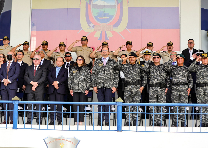 EL GOBIERNO FORTALECE CAPACIDADES DE LA POLICÍA NACIONAL: HOY SE ENTREGARON MOTOCICLETAS, RADIOS Y TECNOLOGÍA BALÍSTICA QUE CONTRIBUIRÁN A PRECAUTELAR LA SEGURIDAD EN TODO EL PAÍS